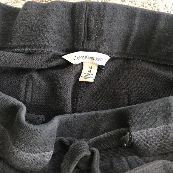 Calvin Klein Jeans Joggers Black Color - Picture 3 of 3